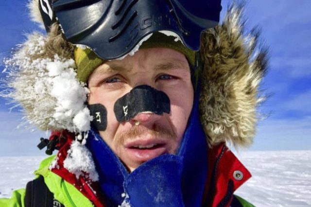 Colin O'Brady durchquert als erster Mensch alleine die Antarktis – und ruft dann unter Tränen seine Frau an